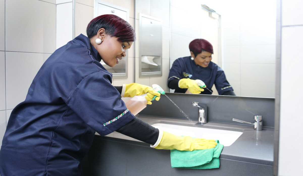 trabajos de limpieza de hospitales