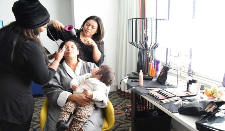 Su guía para Glamsquad: reciba un pago como estilista a pedido