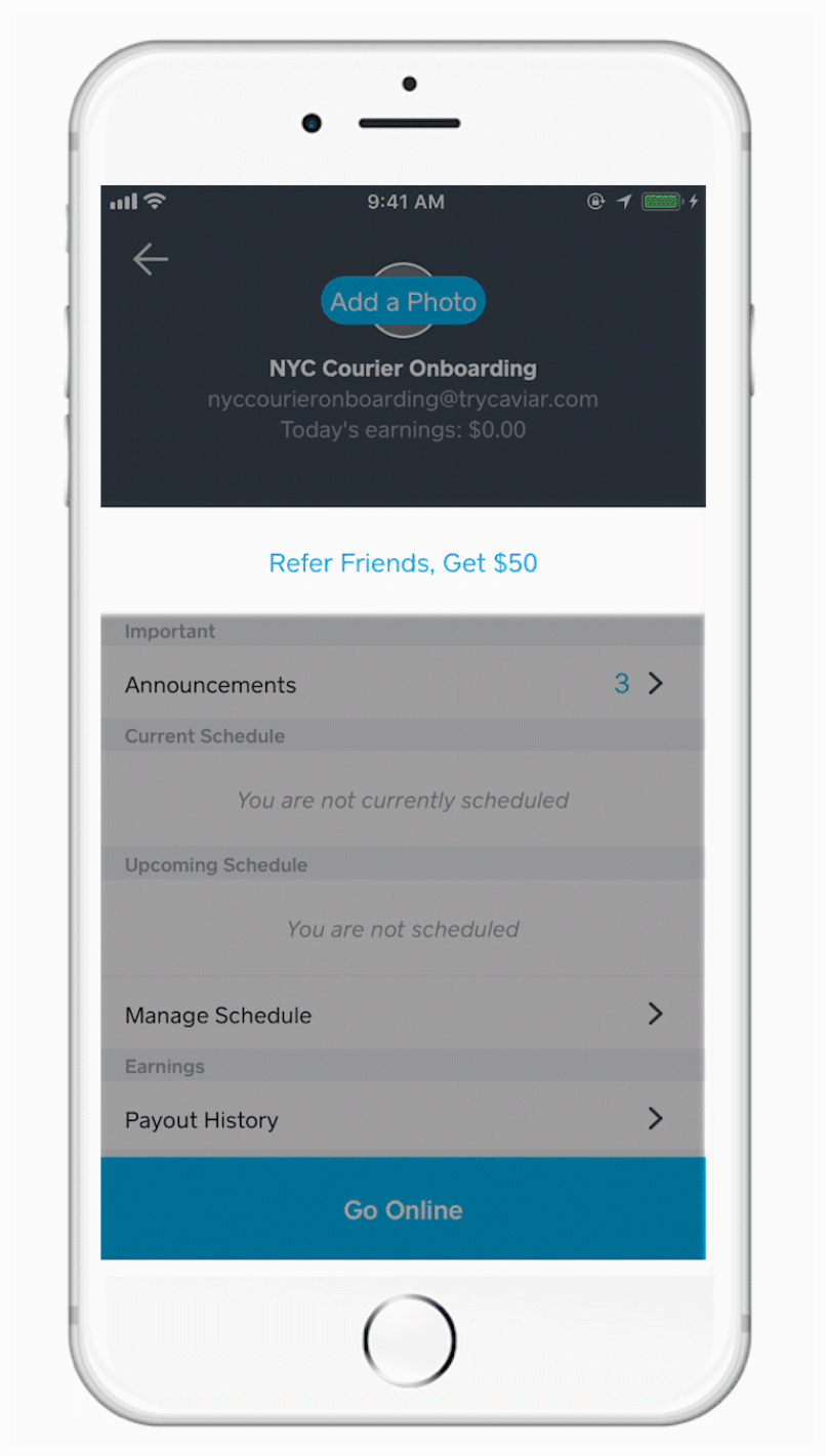 Código de referencia de Caviar: captura de pantalla de iPhone de "Recomendar amigos" sección