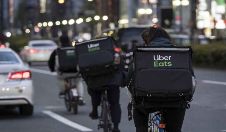 El director de Uber habla del «cambio masivo en la demanda de los consumidores» que está impulsando el crecimiento