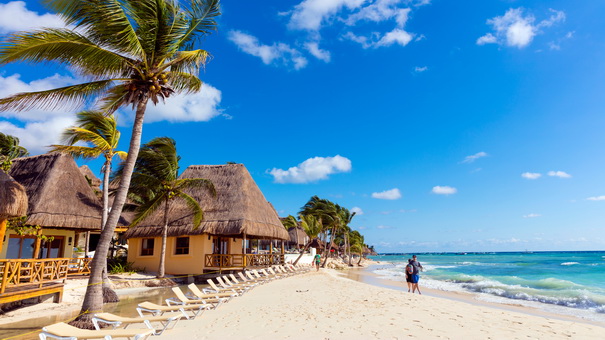 Los 8 pueblos de playa más asequibles de México