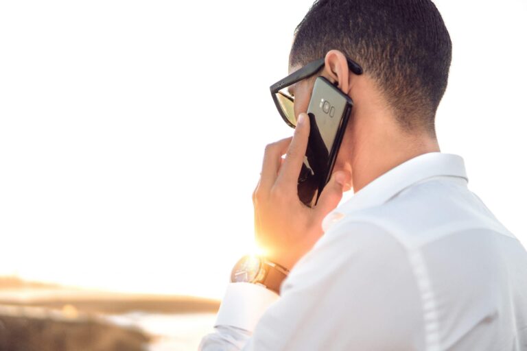 Gana dinero por hacer llamadas telefónicas (hasta $15 cada una)